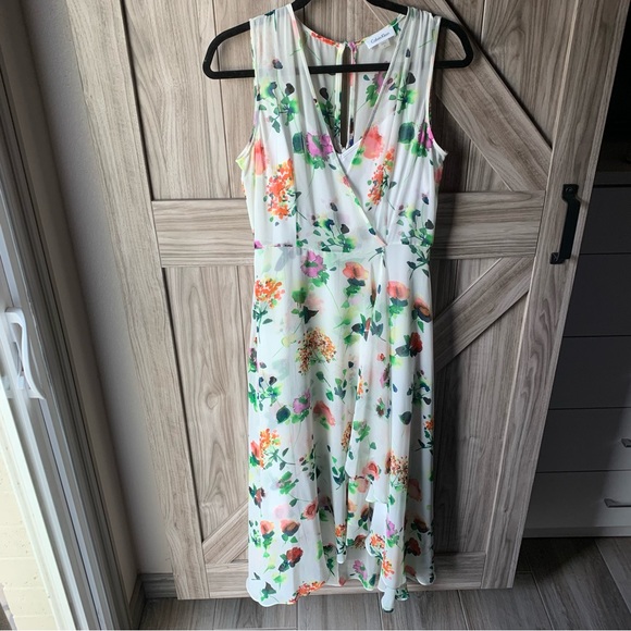 Calvin Klein Floral Dress - Picture 4 of 9